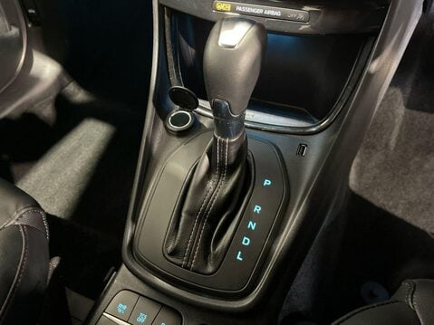 Ford Puma 1.0T EcoBoost MHEV Vivid Ruby Edition SUV 5dr Petrol Hybrid DCT Euro 6 (s/s 18