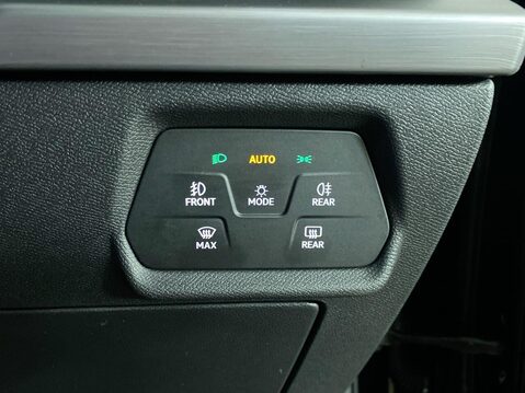 SEAT Leon 1.5 TSI EVO FR Estate 5dr Petrol Manual Euro 6 (s/s) (130 ps) Cruise Contro 23