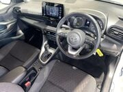 Toyota Yaris 1.5 VVT-h Icon Hatchback 5dr Petrol Hybrid E-CVT Euro 6 (s/s) (116 ps) 1 Ow 15