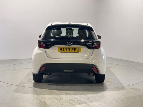 Toyota Yaris 1.5 VVT-h Icon Hatchback 5dr Petrol Hybrid E-CVT Euro 6 (s/s) (116 ps) 1 Ow 7