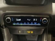 Toyota Yaris 1.5 VVT-h Icon Hatchback 5dr Petrol Hybrid E-CVT Euro 6 (s/s) (116 ps) 1 Ow 27