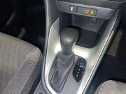 Toyota Yaris 1.5 VVT-h Icon Hatchback 5dr Petrol Hybrid E-CVT Euro 6 (s/s) (116 ps) 1 Ow 19