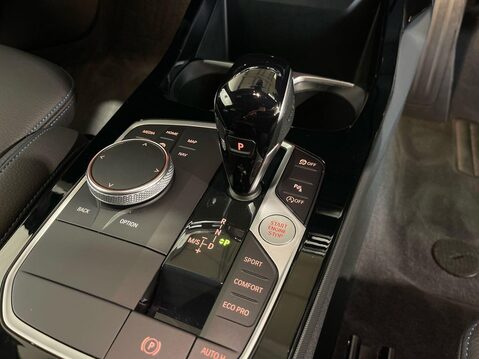 BMW 2 Series 2.0 218d M Sport Saloon 4dr Diesel Auto Euro 6 (s/s) (150 ps) 1 Owner - Hal 45