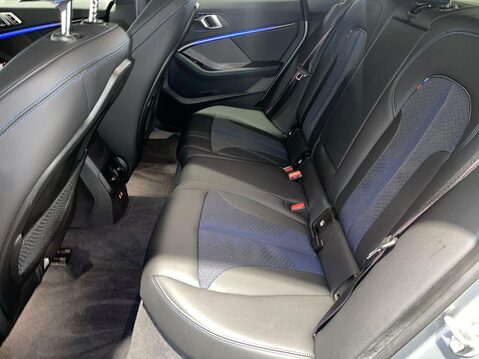 BMW 2 Series 2.0 218d M Sport Saloon 4dr Diesel Auto Euro 6 (s/s) (150 ps) 1 Owner - Hal 43