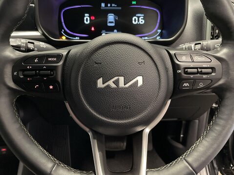 Kia Picanto 1.2 Shadow Hatchback 5dr Petrol AMT Euro 6 (s/s) (77 bhp) 1 Owner - Cruise 21