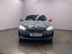BMW 1 Series 1.5 118i M Sport (LCP) Hatchback 5dr Petrol Manual Euro 6 (s/s) (136 ps) 1