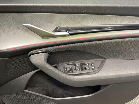 Skoda Kodiaq 1.5 TSI e-TEC MHEV SE SUV 5dr Petrol Hybrid DSG Euro 6 (s/s) (5 Seat) (150 25