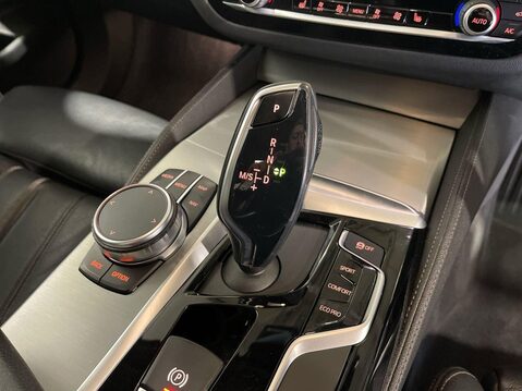 BMW 5 Series 2.0 520i GPF M Sport Saloon 4dr Petrol Auto Euro 6 (s/s) (184 ps) Cruise - 45