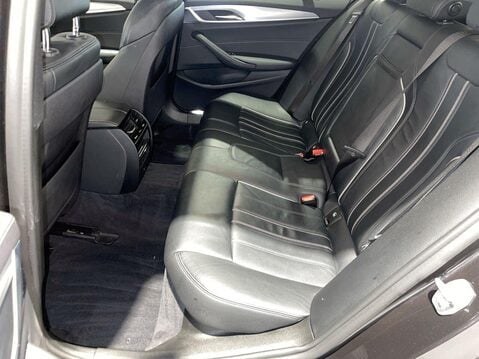 BMW 5 Series 2.0 520i GPF M Sport Saloon 4dr Petrol Auto Euro 6 (s/s) (184 ps) Cruise - 43