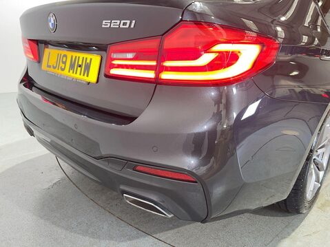 BMW 5 Series 2.0 520i GPF M Sport Saloon 4dr Petrol Auto Euro 6 (s/s) (184 ps) Cruise - 39