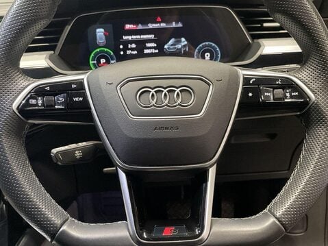 Audi E-Tron 55 Black Edition SUV 5dr Electric Auto quattro 95kWh (11kW Charger) (408 ps 11