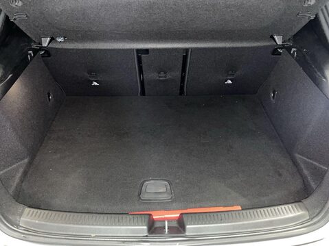 Mercedes-Benz A Class 1.3 A250e 15.6kWh AMG Line (Premium 2) Hatchback 5dr Petrol Plug-in Hybrid 13