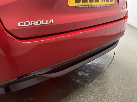 Toyota Corolla 2.0 VVT-h GPF GR SPORT Touring Sports 5dr Petrol Hybrid CVT Euro 6 (s/s) (1 14