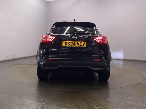 Nissan Juke 1.0 DIG-T N-Connecta SUV 5dr Petrol Manual Euro 6 (s/s) (114 ps) Alloy Whee 7