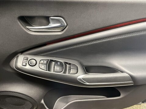 Nissan Juke 1.0 DIG-T N-Connecta SUV 5dr Petrol Manual Euro 6 (s/s) (114 ps) Alloy Whee 23