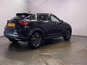 Nissan Juke 1.0 DIG-T N-Connecta SUV 5dr Petrol Manual Euro 6 (s/s) (114 ps) Alloy Whee 8