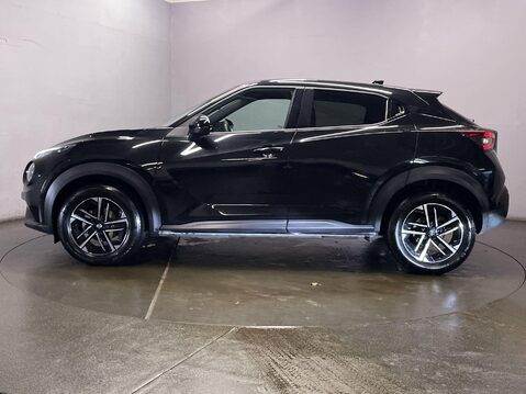 Nissan Juke 1.0 DIG-T N-Connecta SUV 5dr Petrol Manual Euro 6 (s/s) (114 ps) Alloy Whee 5