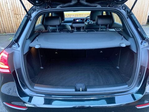 Mercedes-Benz A Class 1.3 A180 Sport (Executive) Hatchback 5dr Petrol 7G-DCT Euro 6 (s/s) (136 ps 4