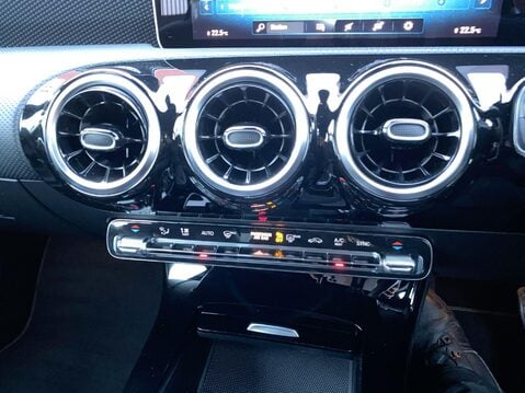 Mercedes-Benz A Class 1.3 A180 Sport (Executive) Hatchback 5dr Petrol 7G-DCT Euro 6 (s/s) (136 ps 20