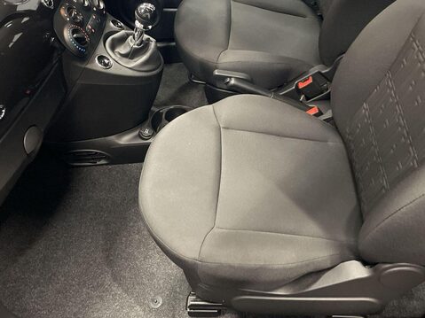 Fiat 500 1.0 MHEV Hatchback 3dr Petrol Manual Euro 6 (s/s) (70 bhp) Panoramic Roof - 17