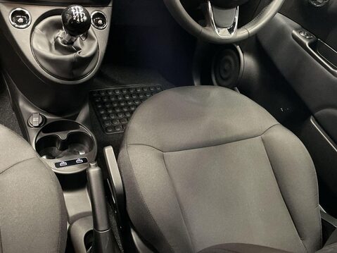 Fiat 500 1.0 MHEV Hatchback 3dr Petrol Manual Euro 6 (s/s) (70 bhp) Panoramic Roof - 15