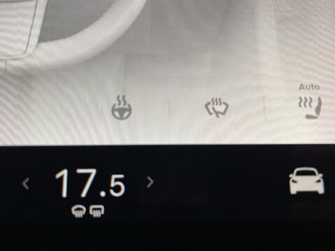 Tesla Model Y (Dual Motor) Long Range SUV 5dr Electric Auto 4WDE (384 bhp) Heated Seats 23