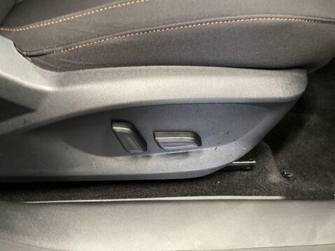 MG HS 1.5 T-GDI SE SUV 5dr Petrol DCT Euro 6 (s/s) (169 ps) 1 Owner - Sat Nav - C 23