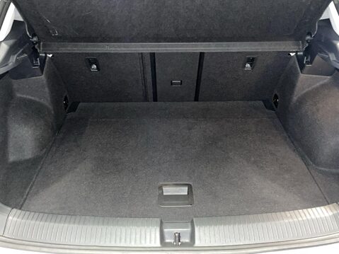 Volkswagen T-Roc 1.0 TSI Life SUV 5dr Petrol Manual Euro 6 (s/s) (110 ps) Start Stop 13