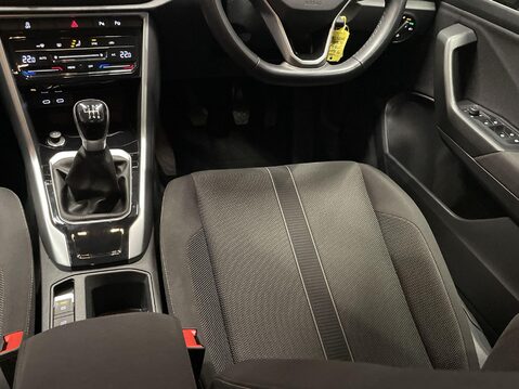 Volkswagen T-Roc 1.0 TSI Life SUV 5dr Petrol Manual Euro 6 (s/s) (110 ps) Start Stop 15