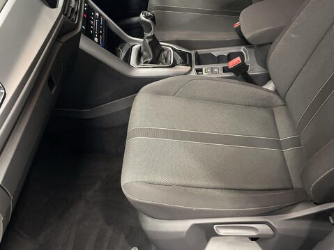 Volkswagen T-Roc 1.0 TSI Life SUV 5dr Petrol Manual Euro 6 (s/s) (110 ps) Start Stop 17