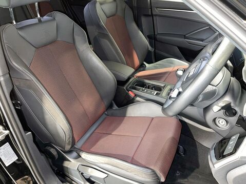 Audi Q3 1.5 TFSI CoD 35 S line Sportback 5dr Petrol Manual Euro 6 (s/s) (150 ps) 1 23