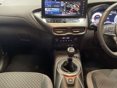 Nissan Juke 1.0 DIG-T N-Connecta SUV 5dr Petrol Manual Euro 6 (s/s) (114 ps) Alloy Whee 16