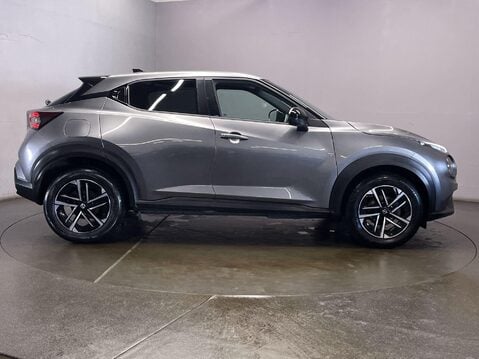Nissan Juke 1.0 DIG-T N-Connecta SUV 5dr Petrol Manual Euro 6 (s/s) (114 ps) Alloy Whee 9