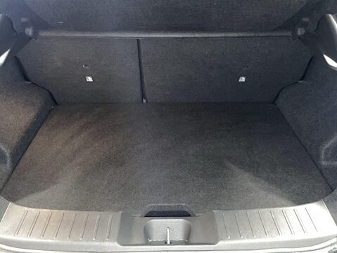 Nissan Juke 1.0 DIG-T N-Connecta SUV 5dr Petrol Manual Euro 6 (s/s) (114 ps) Alloy Whee 13