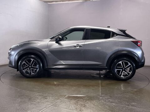 Nissan Juke 1.0 DIG-T N-Connecta SUV 5dr Petrol Manual Euro 6 (s/s) (114 ps) Alloy Whee 5