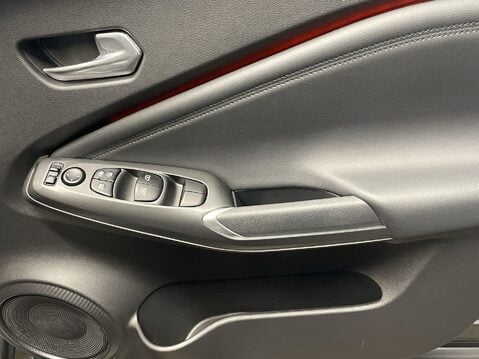 Nissan Juke 1.0 DIG-T N-Connecta SUV 5dr Petrol Manual Euro 6 (s/s) (114 ps) Alloy Whee 24