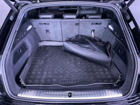 Audi E-Tron 55 S line SUV 5dr Electric Auto quattro 95kWh (408 ps) Cruise - 1 Owner - S 13