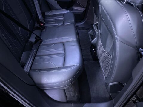 Audi E-Tron 55 S line SUV 5dr Electric Auto quattro 95kWh (408 ps) Cruise - 1 Owner - S 19