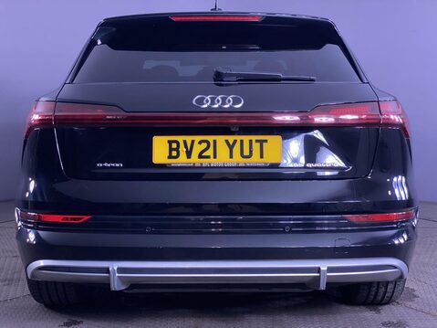Audi E-Tron 55 S line SUV 5dr Electric Auto quattro 95kWh (408 ps) Cruise - 1 Owner - S 7