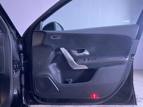 Mercedes-Benz A Class 1.3 A200 AMG Line (Executive) Hatchback 5dr Petrol Manual Euro 6 (s/s) (163 27