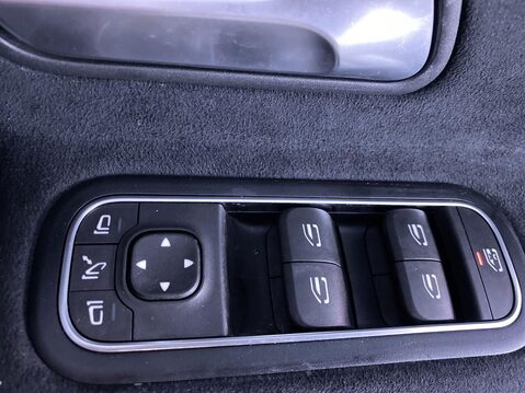 Mercedes-Benz A Class 1.3 A200 AMG Line (Executive) Hatchback 5dr Petrol Manual Euro 6 (s/s) (163 33