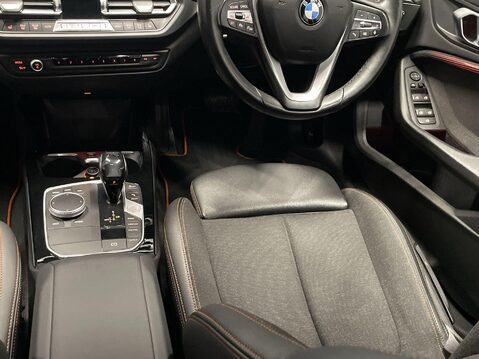 BMW 1 Series 1.5 118i Sport Hatchback 5dr Petrol DCT Euro 6 (s/s) (140 ps) 1 Owner - Sat 15