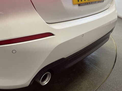 BMW 1 Series 1.5 118i Sport Hatchback 5dr Petrol DCT Euro 6 (s/s) (140 ps) 1 Owner - Sat 14