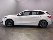 BMW 1 Series 1.5 118i Sport Hatchback 5dr Petrol DCT Euro 6 (s/s) (140 ps) 1 Owner - Sat 5