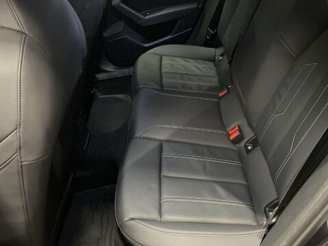 Audi A3 2.0 TDI 35 S line Sportback 5dr Diesel S Tronic Euro 6 (s/s) (150 ps) 1 Own 18