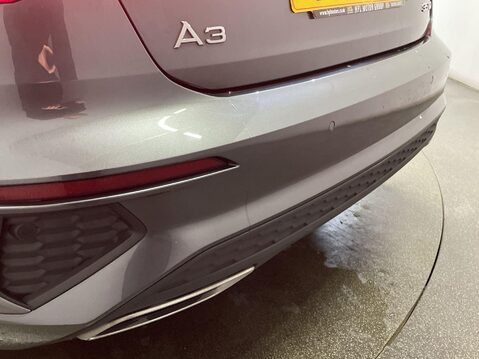 Audi A3 2.0 TDI 35 S line Sportback 5dr Diesel S Tronic Euro 6 (s/s) (150 ps) 1 Own 14