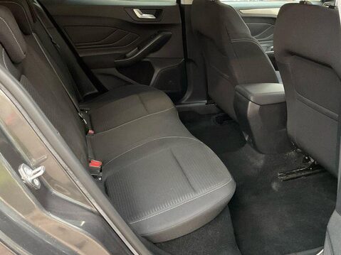 Ford Focus 1.0T EcoBoost MHEV Titanium Estate 5dr Petrol Hybrid Manual Euro 6 (s/s) (1 8