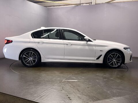 BMW 5 Series 2.0 530e 12kWh M Sport Saloon 4dr Petrol Plug-in Hybrid Steptronic Euro 6 ( 9