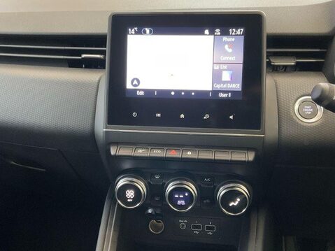 Renault Clio 1.0 TCe Iconic Edition Hatchback 5dr Petrol Manual Euro 6 (s/s) (90 ps) Sat 11