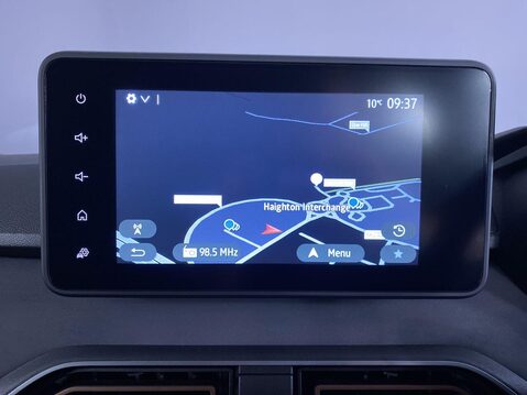 Dacia Jogger 1.6 Hybrid EXTREME MPV 5dr Petrol Hybrid Auto Euro 6 (s/s) (140 ps) Sat Nav 20